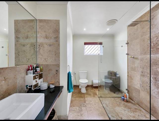 3 BEDROOM PROPERTY TO RENT IN RONDEBOSCH EAST